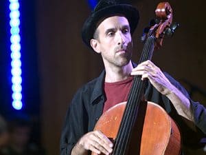 rufus-cappadocia-world-cellist-from-a-night-of-creative-string-music-in-brooklyn-1
